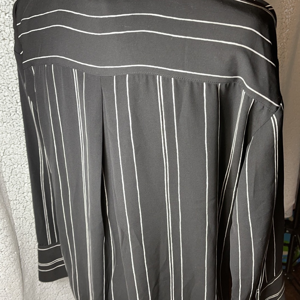 Ann Taylor - Picture 9 of 11